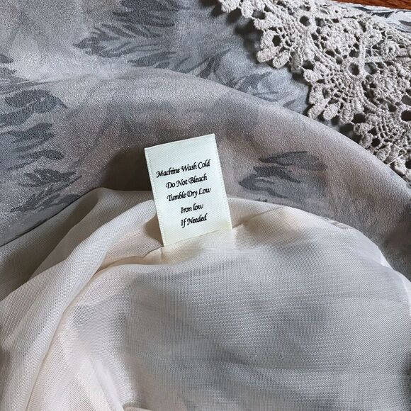 Blu Pepper NWOT Sleeveless Mini Flowy Lace Dress S - Picture 8 of 8